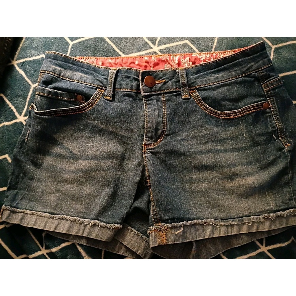 GUC Faded Glory Women's Blue Denim Distressed Hem  Size 4 With Pockets  Shorts